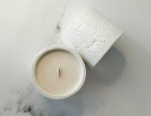 Stone Sloth Candle White H9cm