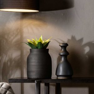 Lines Vase - Black