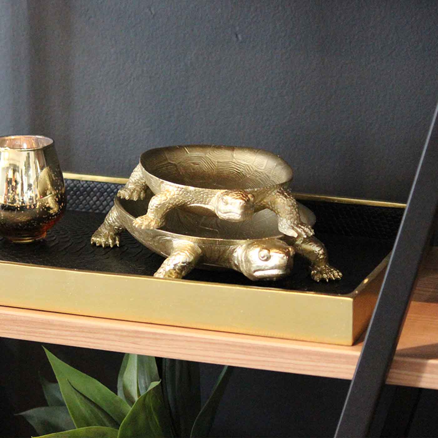 Turtle Platter - Large for Sale at Mobelli